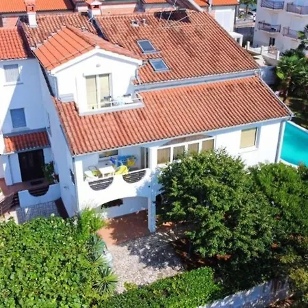 Ferienwohnung Fuer 4 Personen Ca 40 Qm In Porec, Istrien Istrische Riviera - B52514 Apartment *