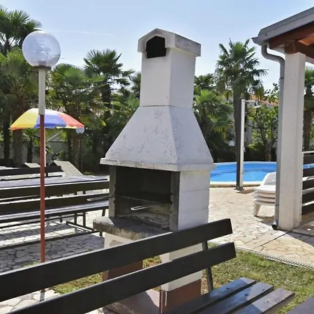 Ferienwohnung Fuer 4 Personen Ca 40 Qm In Porec, Istrien Istrische Riviera - B52514 Apartment