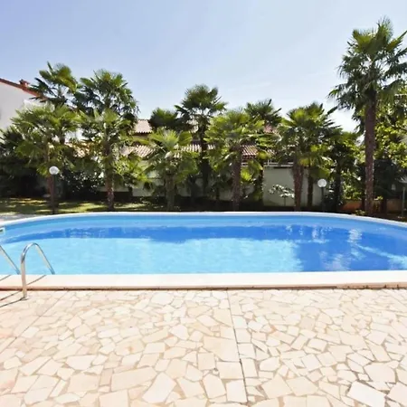 Ferienwohnung Fuer 4 Personen Ca 40 Qm In Porec, Istrien Istrische Riviera - B52514 Apartment Porec